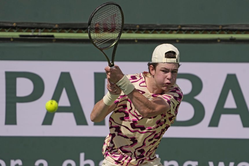 Son of Lindsay Davenport is upcoming junior tennis player