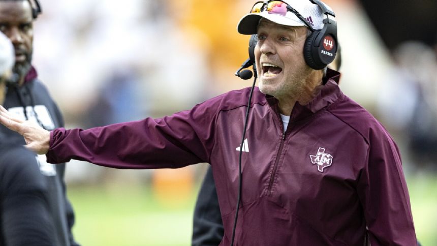 South Carolina, Texas A&M looking to ease fans frustrated with disappointing seasons