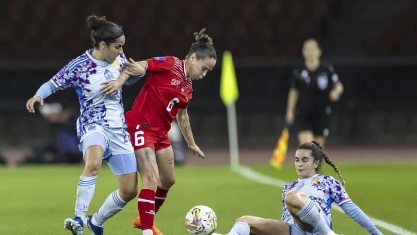 Spain defender Paredes misses Women's Nations League game because of computer glitch