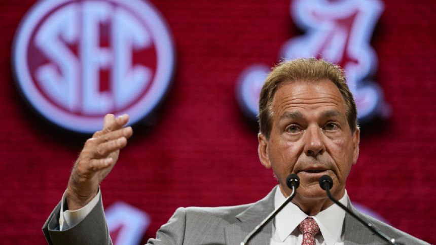 Sports world reacts to Nick Saban announcing he's retiring as coach of Alabama