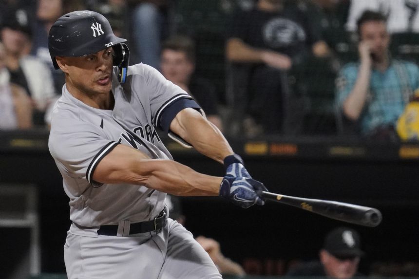 Stanton homers twice as Yankees beat White Sox 15-7