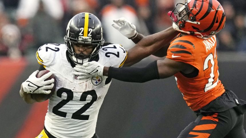 Steelers pile up season-high 421 yards without Canada, beat Burrow-less Bengals 16-10