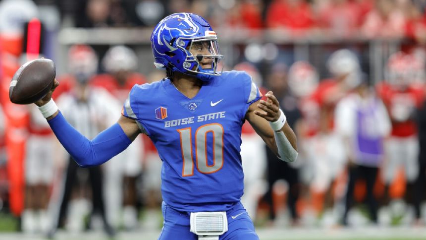 Streaking Boise State, struggling UCLA to meet in Bruins' backyard in LA Bowl
