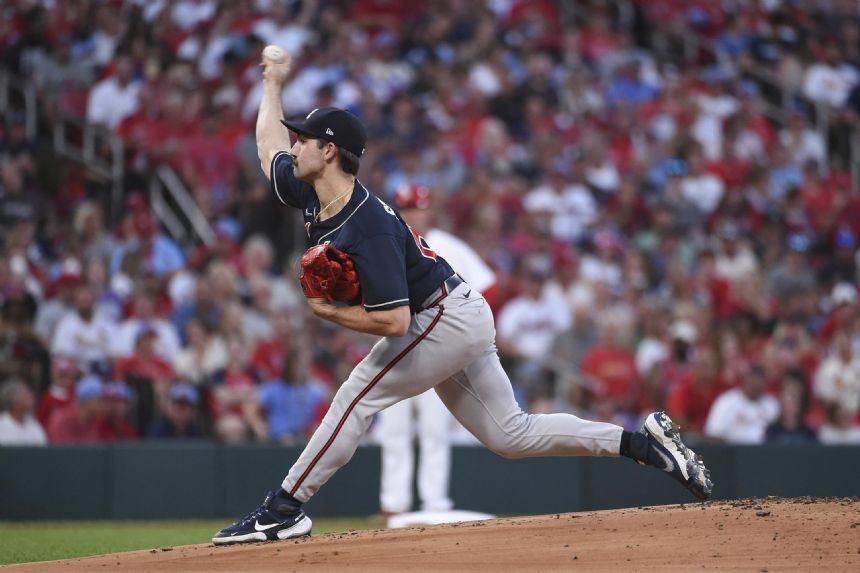 Strider, Contreras lead streaking Braves past Cards, 11-4