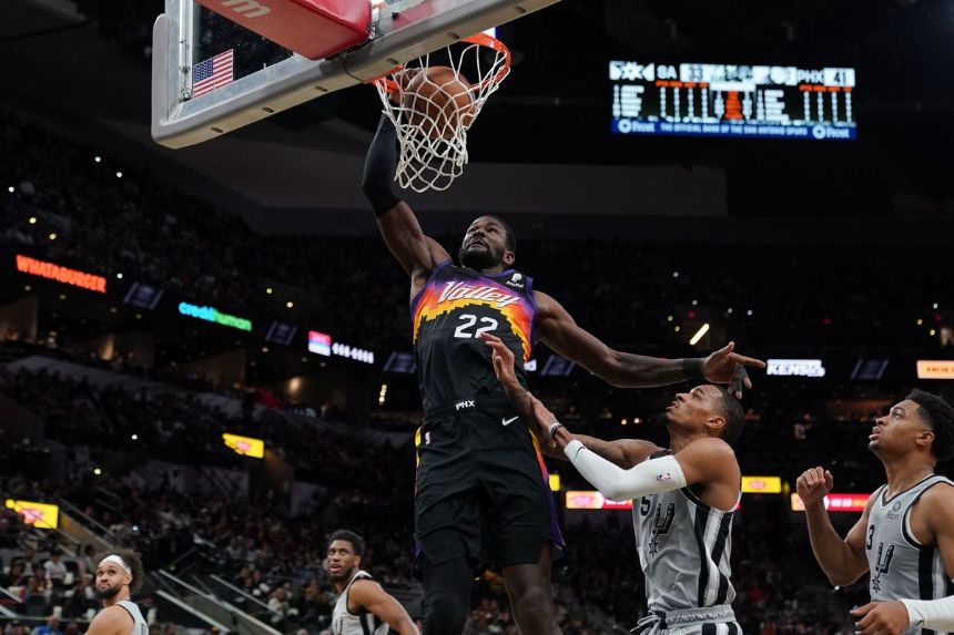 Suns extend winning streak to 13, beat Spurs 115-111