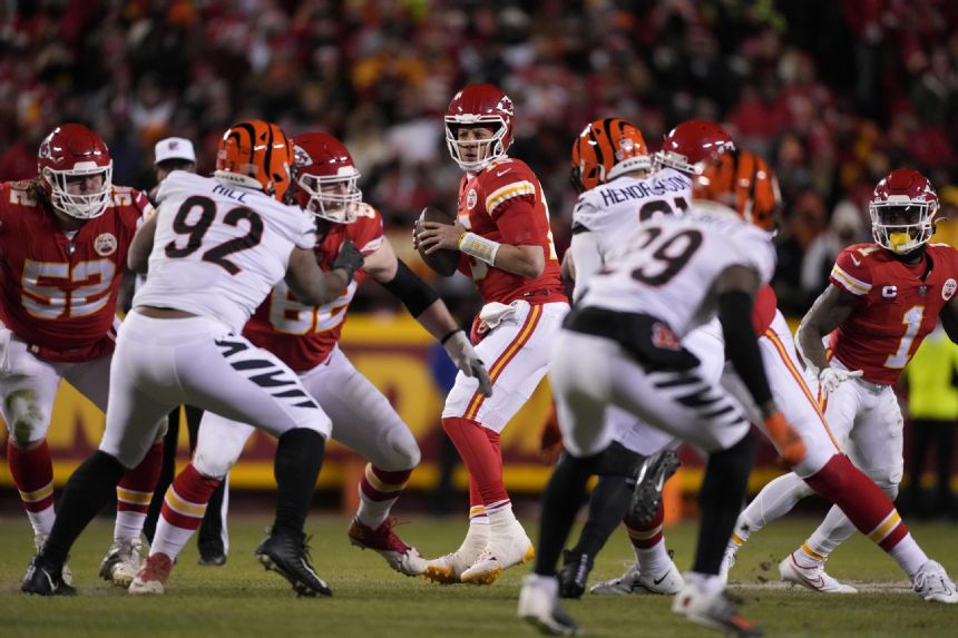 Super Bowl features matchup of 1st and 2nd team AllPro QBs Wednesday