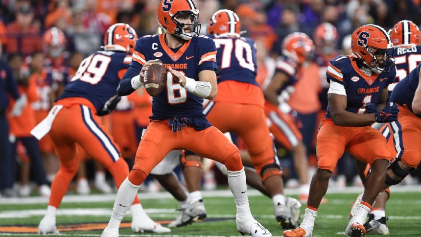 Syracuse hangs on to defeat Wake Forest 35-31 and gain bowl eligibility for second straight year