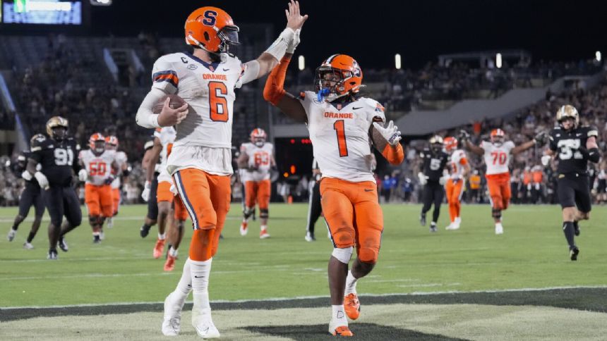 Syracuse hosts Army with a shot at opening the season with four straight wins