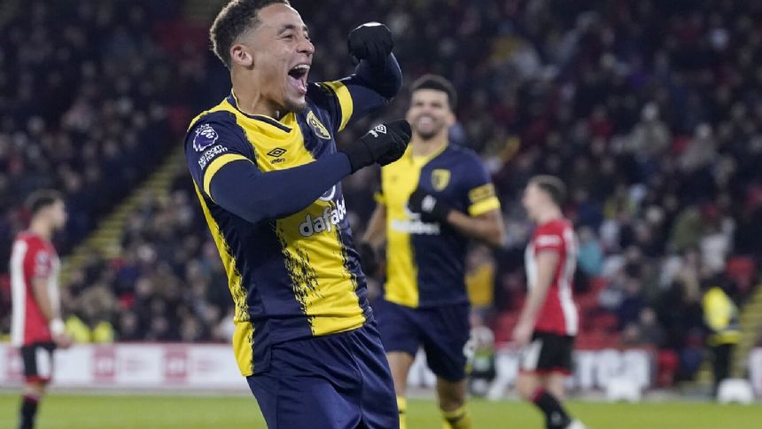 Tavernier scores twice to help Bournemouth beat Sheffield United 3-1