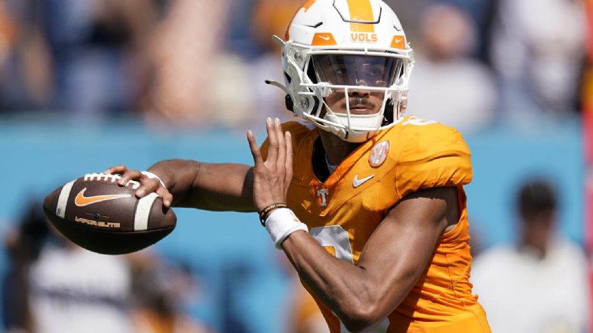 Tennessee Vols wrap up spring practice with Nico Iamaleava finally under center
