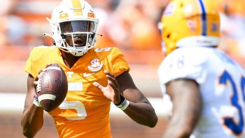 Tennessee vs. Pittsburgh odds, prediction, spread: 2022 Week 2 college football picks from model on 48-37 run