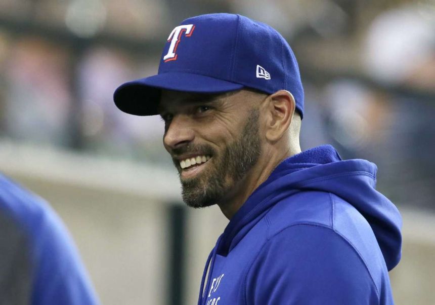 Texas Rangers manager Woodward gets extension to 2023