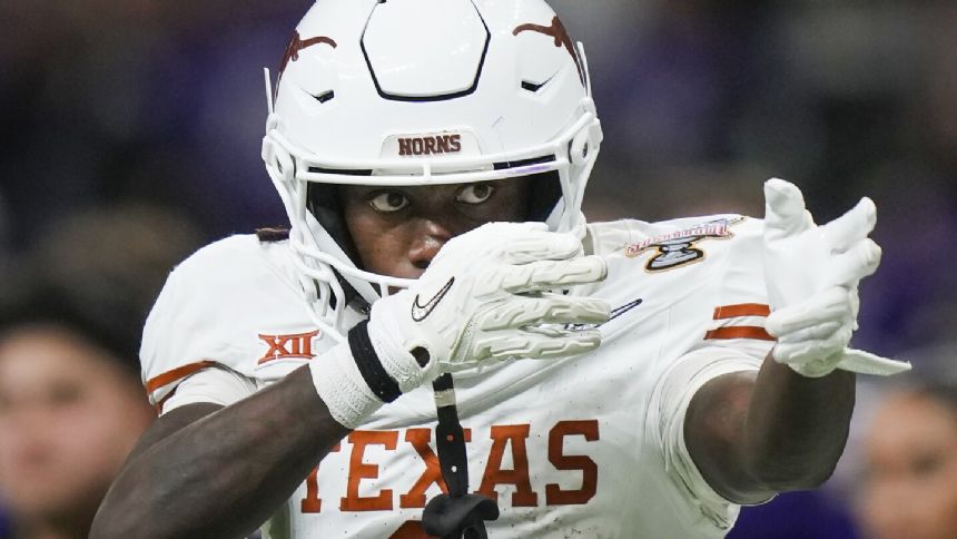 Texas' top playmakers start declaring for the NFL draft after playoff loss
