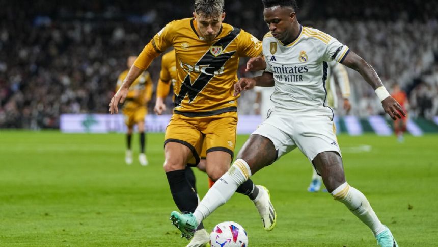 The Williams brothers lead Athletic Bilbao to 3-2 win at Villarreal in Spanish league