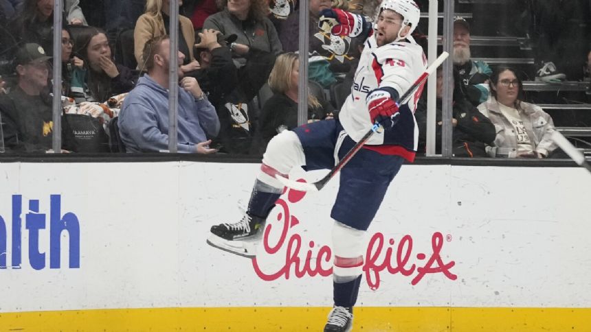 Tom Wilson's first hat trick leads Washington Capitals past slumping Anaheim Ducks 5-4