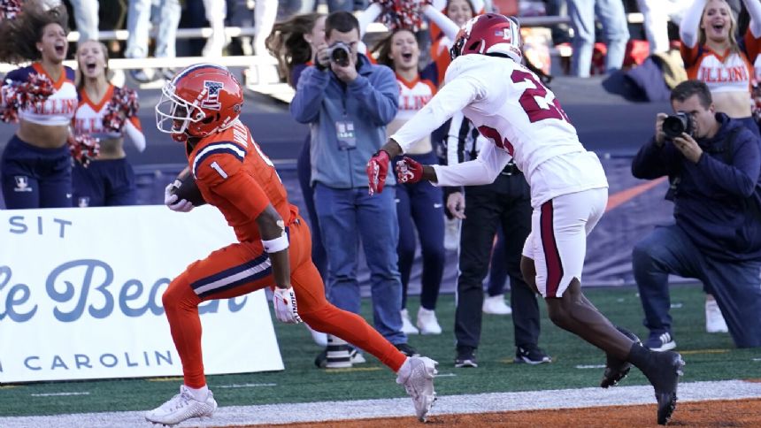 Touchdown pass gives Illinois a 48-45 overtime victory over Indiana