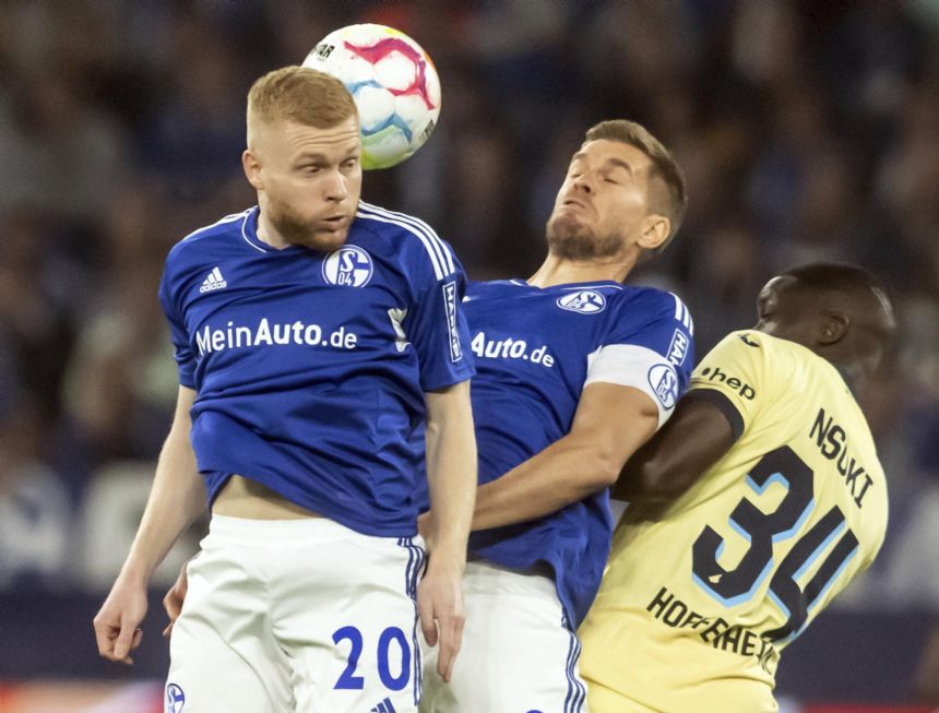 Troubled German soccer giants meet when Schalke plays Hertha