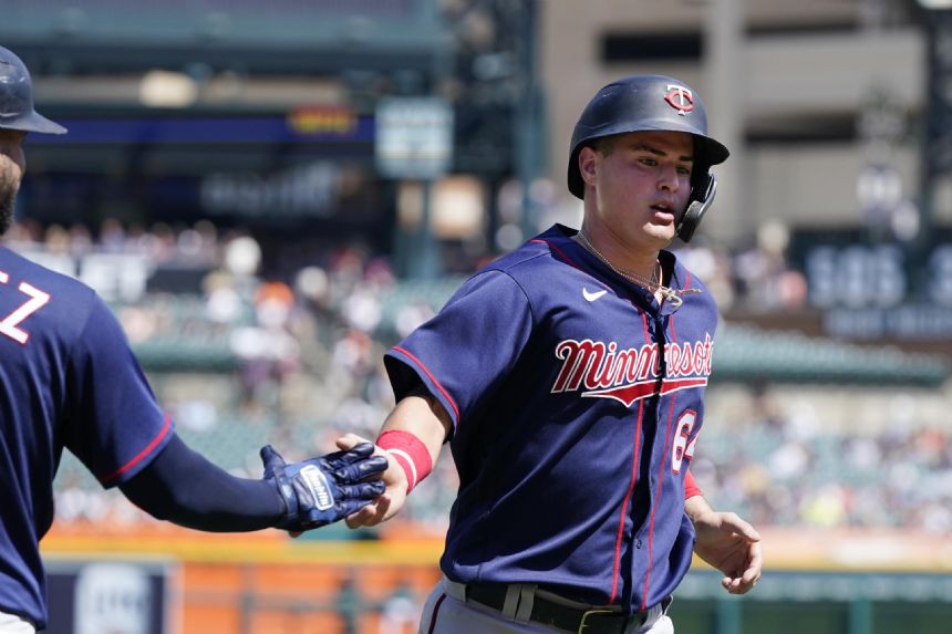 Twins sweep 2-game series with Tigers behind Gray, Miranda