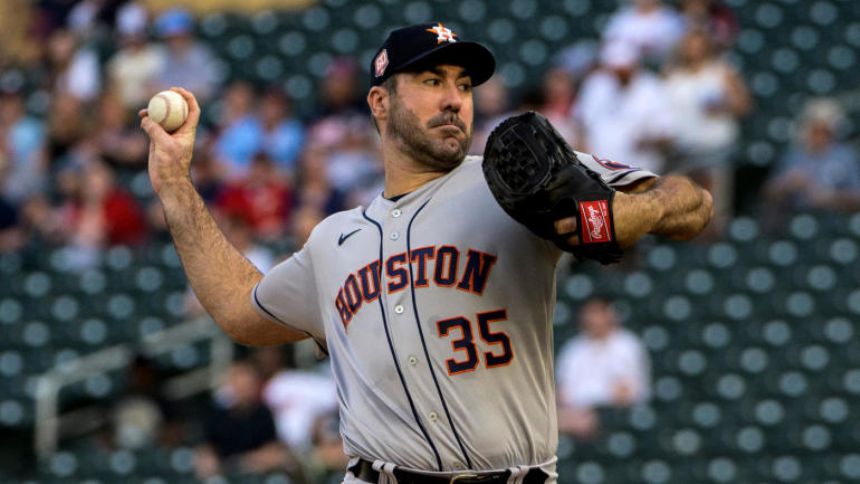 Twins vs. Astros: Justin Verlander takes no-hitter into eighth inning as Houston wins eighth in a row
