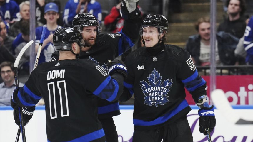 Tyler Bertuzzi scores twice, Maple Leafs beat the Capitals 5-1