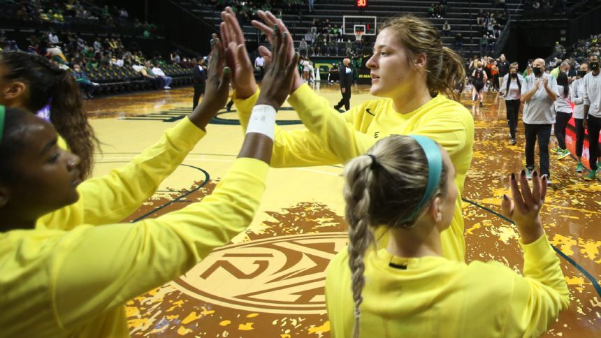UC Davis women end No. 18 Oregon's homecourt win streak