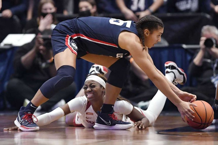 UConn freshman Fudd out with stress injury in right foot
