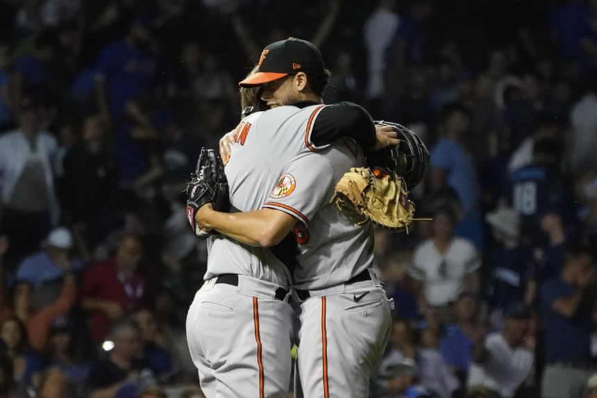 Urias stars as Orioles beat Cubs 4-2 for 9th straight win