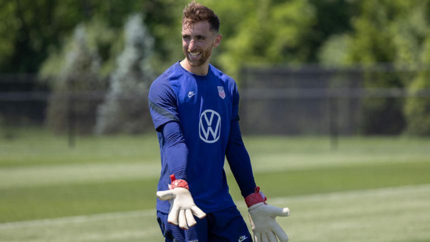 USMNT's Matt Turner wants to 'get outside of my comfort zone' in midst of battle for No. 1 goalkeeper role