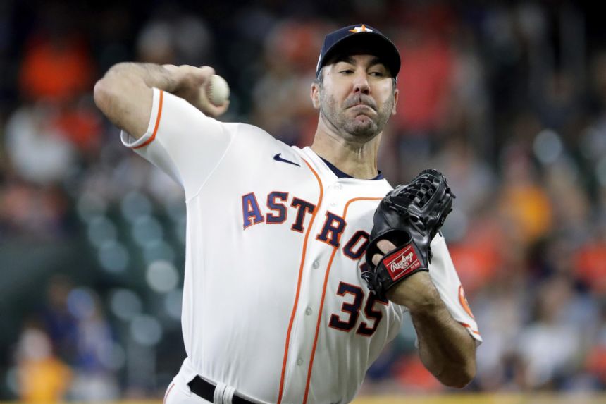 Verlander gets MLB-leading 11th win as Astros down KC 5-2