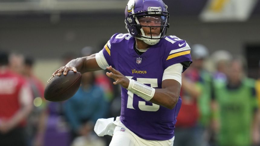 Vikings thriving on Dobbs-Hockenson connection founded in summer throwing sessions