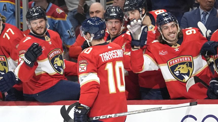 Vladimir Tarasenko scores first 2 goals as a Panther, Florida beats Calgary 5-1