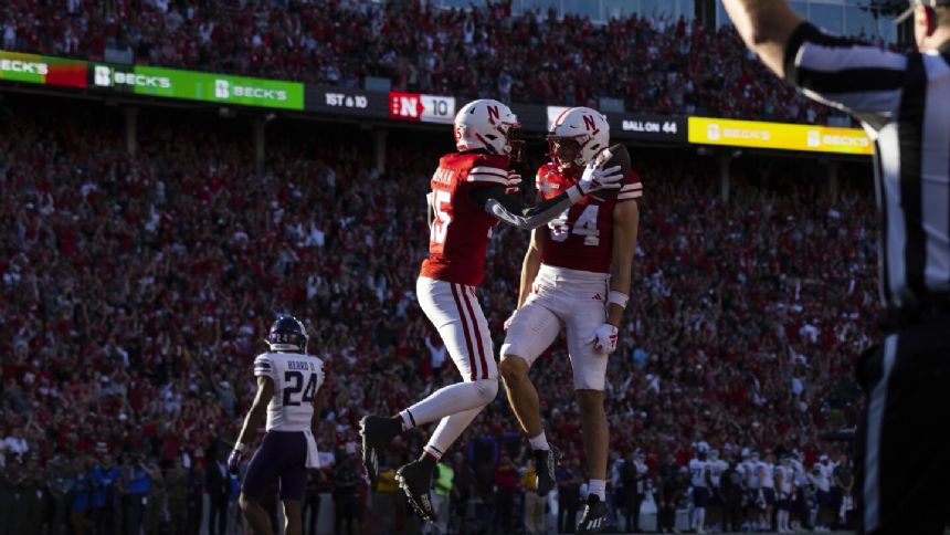 Walk-on football players pay their way, producing for teams around the Big Ten