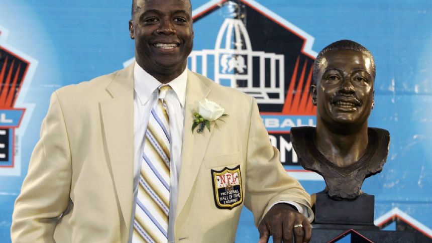 Washington Commanders will retire Hall of Fame cornerback Darrell Green's No. 28 next season