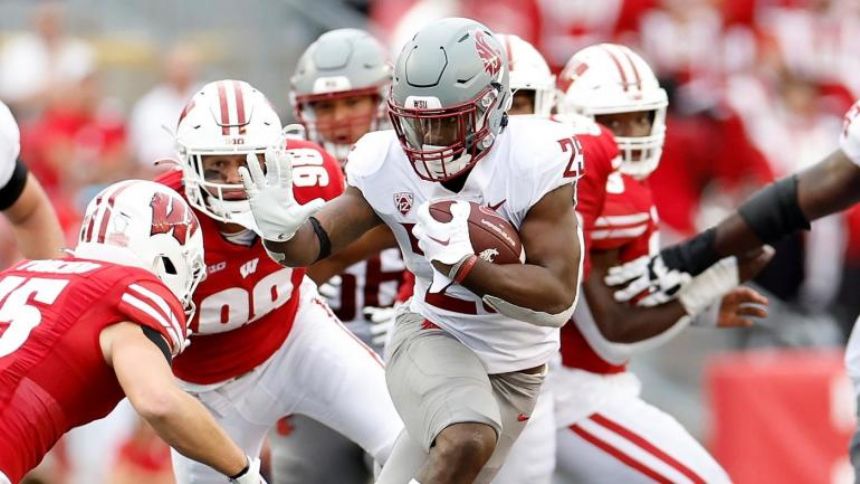 Washington State upsets No. 19 Wisconsin with help from former Badgers running back
