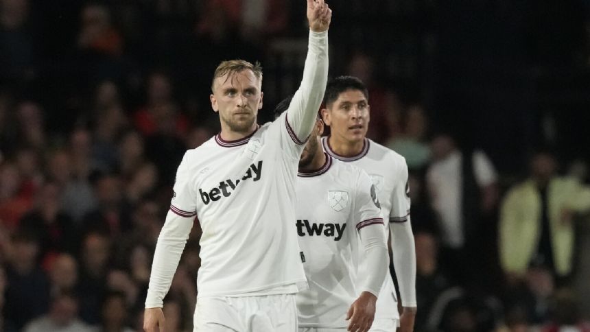West Ham beats Luton for third straight win to go top of EPL
