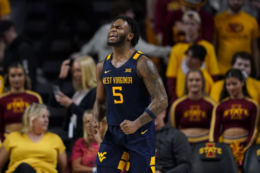 West Virginia rallies past Iowa State 72-69