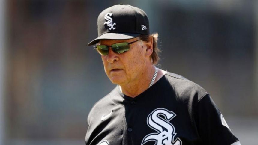 White Sox manager Tony La Russa remains out indefinitely with unspecified medical issue
