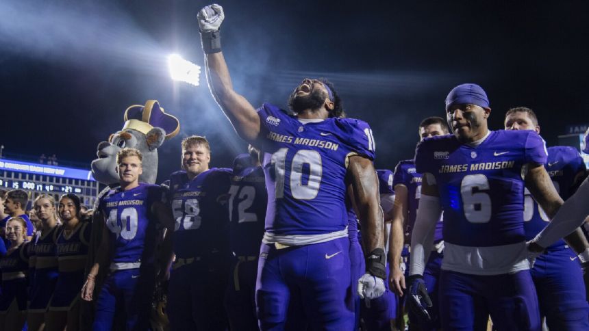 Why can't unbeaten James Madison appear in the CFP rankings? It's not an option for the Dukes