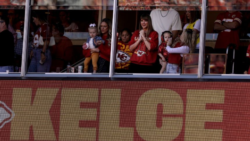 Will Taylor Swift be at the Chiefs' game in Germany? Travis Kelce wouldn't say