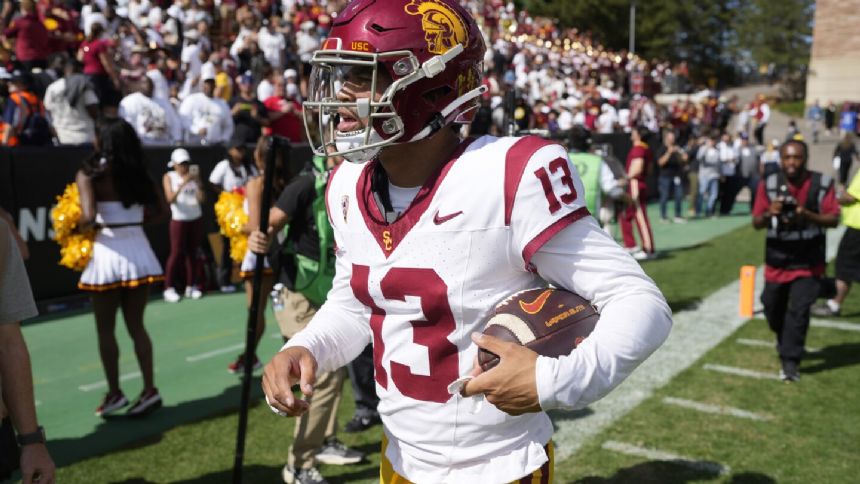Williams ties career high with 6 TD passes, No. 8 USC withstands late Colorado rally for 48-41 win