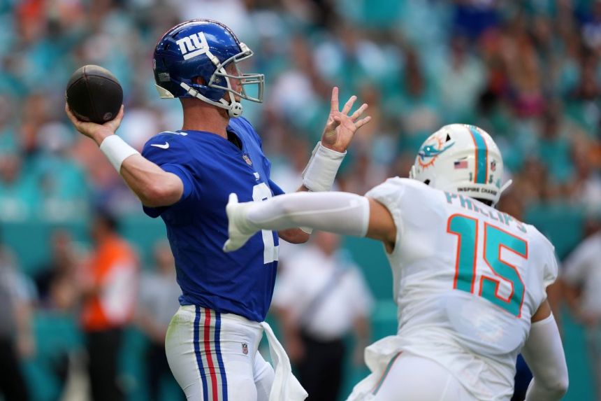 With Glennon now concussed, Giants' issues at QB worsen