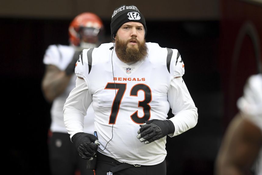 With vote of confidence, Williams ready to lead Bengals line