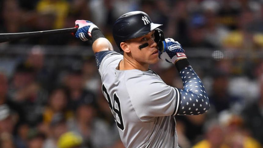 Yankees' Aaron Judge becomes first to 30 home runs in 2022 with grand slam against Pirates