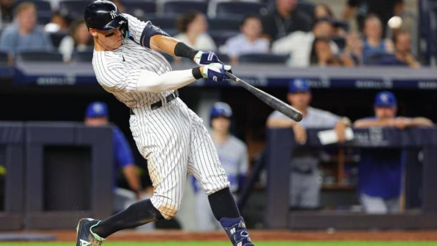 Yankees' Aaron Judge ties Mickey Mantle with third walk-off home run of season against Royals