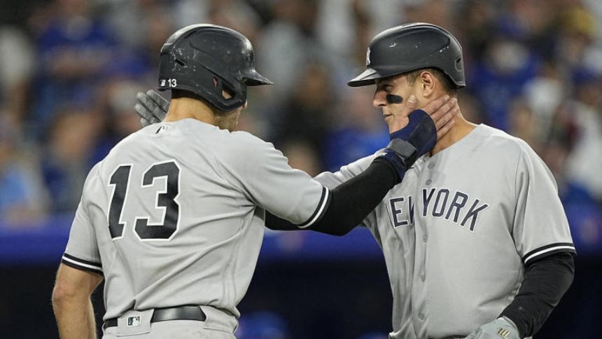 Yankees crush Blue Jays, 12-3, gain even more separation in AL East