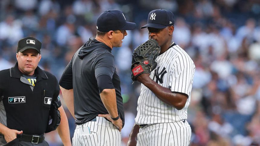 Yankees right-hander Luis Severino exits start with right shoulder tightness