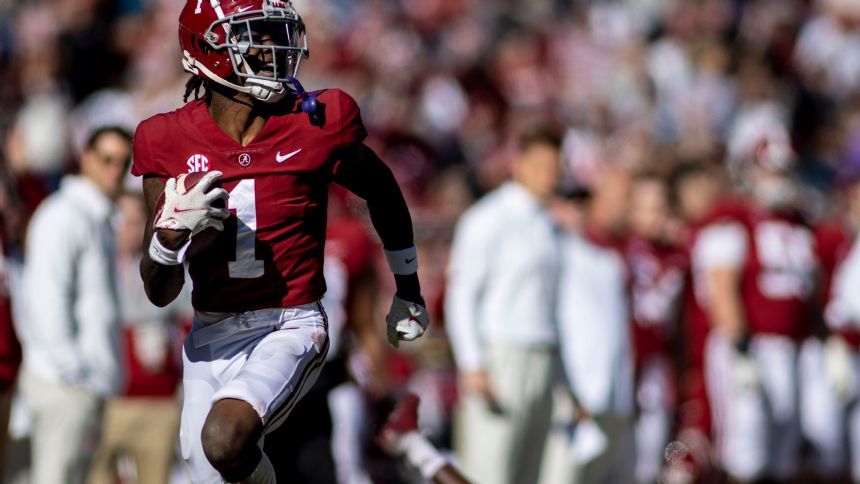 Young, Williams, No. 3 Alabama romp over New Mexico St 59-3