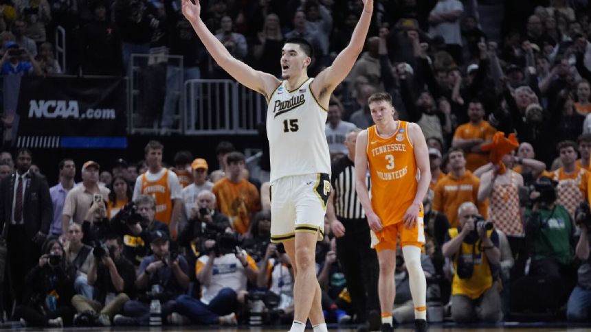 Zach Edey goes big and sends Purdue to first Final Four since 1980 with a 72-66 win over Tennessee