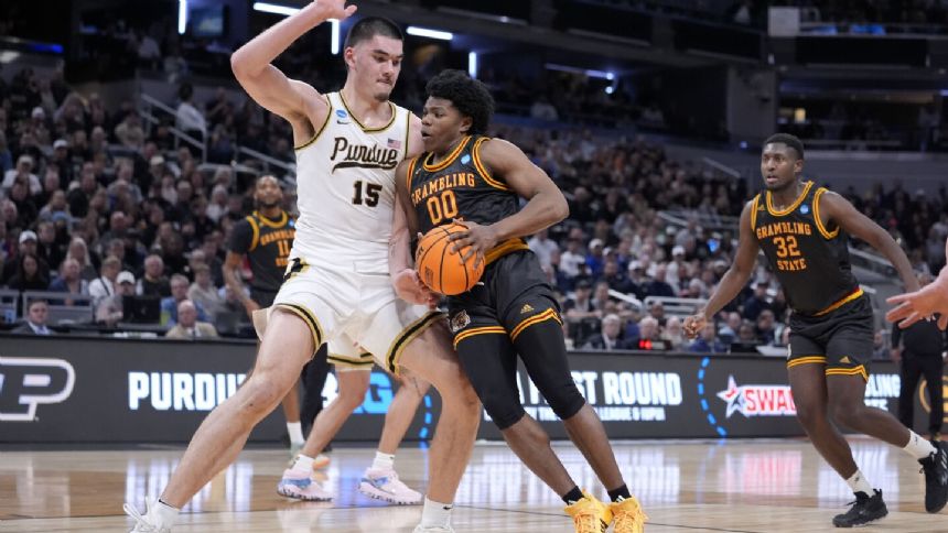 Zach Edey has first 30-20 March Madness game since 1995, No. 1 seed Purdue routs Grambling State