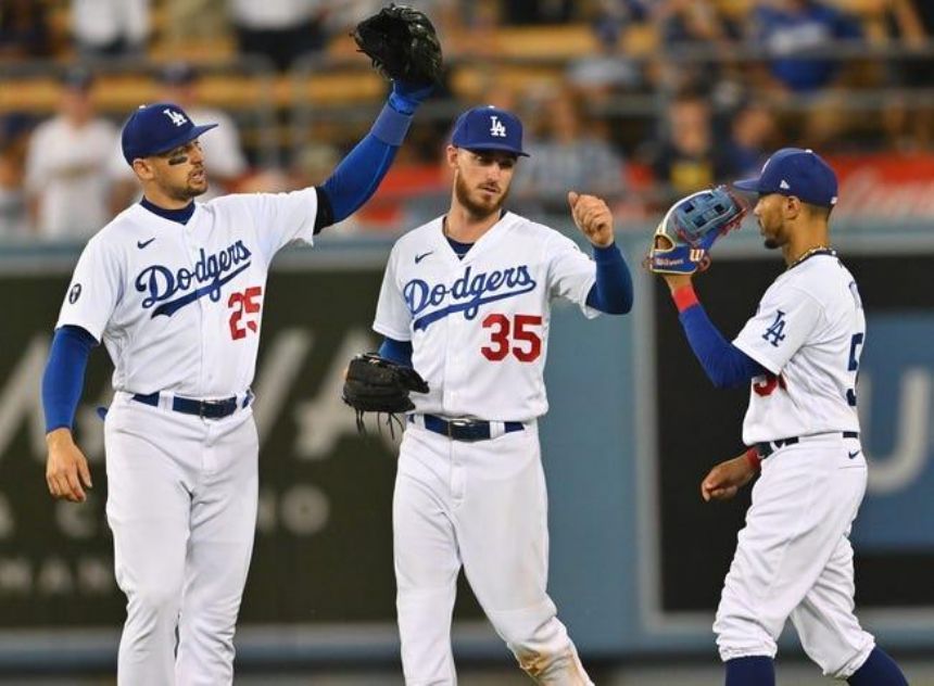 Dodgers vs Padres Betting Odds, Free Picks, and Predictions (9/10/2022)